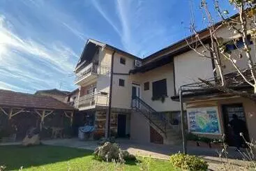 Bed & Breakfast Vila Mišur