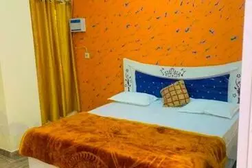 Hotel Oyo 93262 A1