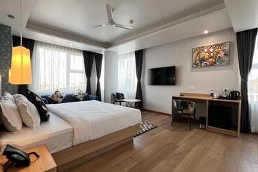 Aurora Boutique Hotel Imphal