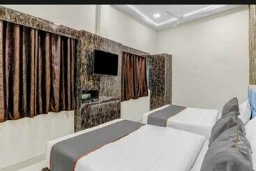 Hotelli O Bhavya Residency