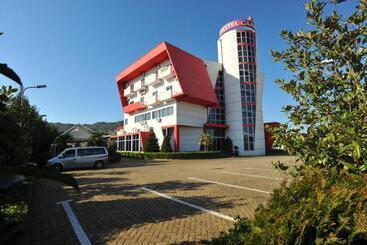 בית מלון כפרי Class