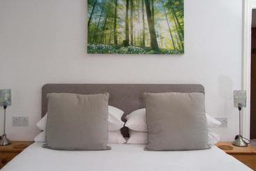 Wedgewood House Hotel Norwich (england)