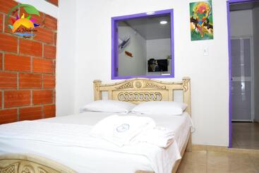 ペンション Hostal La Macarena