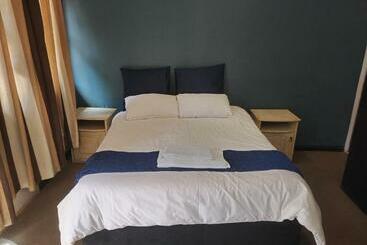 Bed and Breakfast 54 Brecher