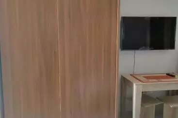 Huoneistohotelli Furnished Studio, At Tiba View, Number R76