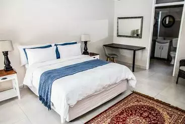 Majatalo 19th On Bloekom Guesthouse