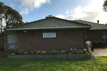 Lanaud Farm Stay