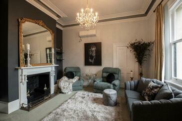 مبيت وإفطار Chalet De La Ruche