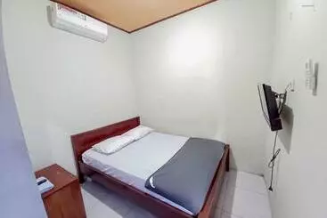 Hotel Gerung 2 Near Luwes Mall Nganjuk Mitra Reddoorz