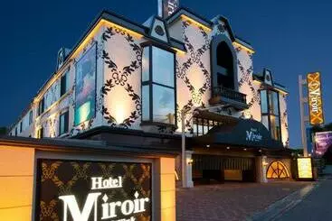 ホテル　ミロワール