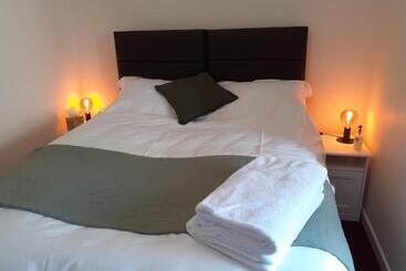 Pensão The Ivy Barn Holbeton