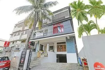 هتل Urban Inn Rukminigaon