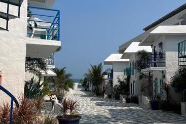 Курорт Greek Bay