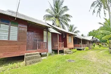 هتل Oyo 90595 Pelangi Beach Resort Cherating