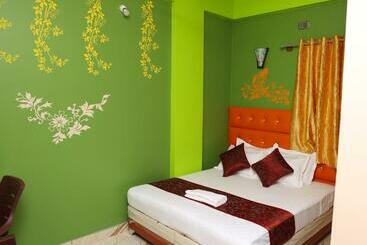 Hotel Sas Royal Galaxy By Wb Inn