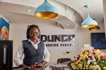 هتل Dunga Lakeside Resort