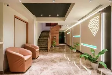 Townbridge Hotels & Suites