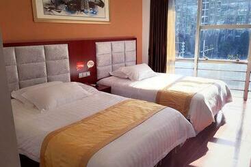 בית מלון כפרי Thank Inn Plus Suzhou Likou Xutugang Subway Station