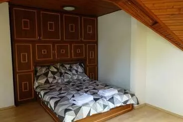 Panzió Quiet Room In Budapest Near Airport With Free Parking
