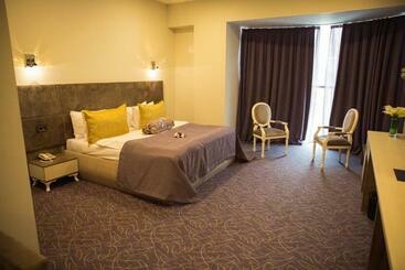 Hotel West Shine Boutique