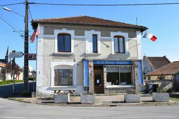 مبيت وإفطار 14 18 Meuse Argonne