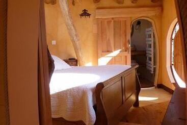 צימר Cabane Hobbit De Samsaget