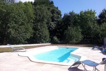 Bed and Breakfast La Tour Charlemagne