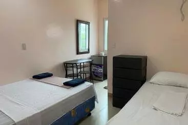 Ostello Kellocks  Seaview Apartelle