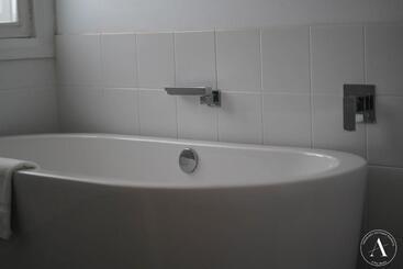 צימר The Vigneron Villa