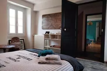 Aamiaismajoitus (B&B) Le Clos De Cinacle