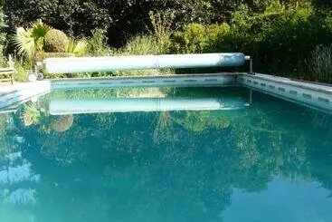 Majatalo La Closeraie Saint Girons