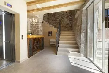 Heritage Hotel Life Palace