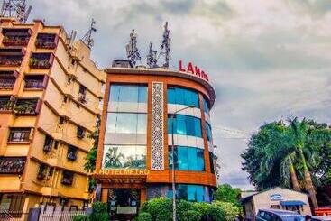 La Hotel Metro Near Bkc