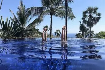 Bed and Breakfast Villa Cantik Sambirenteng