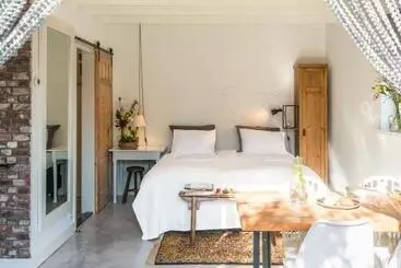 ベッドアンドブレックファースト Bed En Breakfast Puur8a