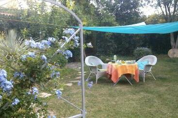 צימר Chambres D Hôtes Lou Félibre