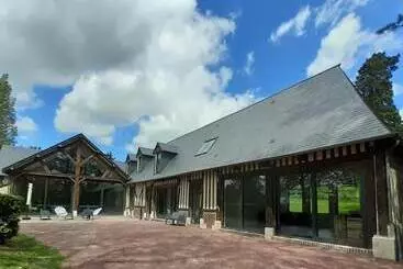 ホテル Château De La Bribourdière