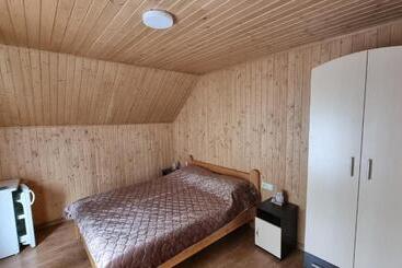 הוסטל Villa Paraiso Karpaty