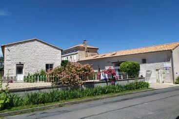 Bed and Breakfast Les Gîtes Du Vigneron Et Cd H