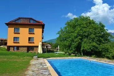 Pensión Villa Aya