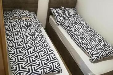 Пансион Vörös Macska Vendégház