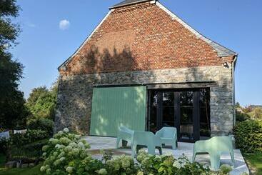 住宿加早餐  La Grange De Dourlers