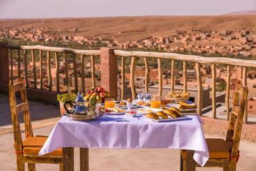 ベッドアンドブレックファースト Riad Tumast