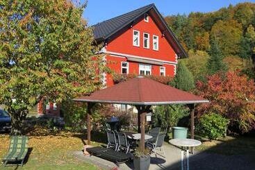 Pension (Hôtel basse catégorie) Haus Sonnenwalde Familie Ruhe
