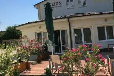 Majatalo Penzion Aniko Gold