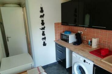 بنسيون A Louer Studio