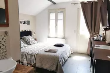 Pensione Chambres D Hôtes L Escale Charmante