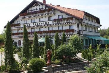 בית מלון כפרי Dwór Bartnika