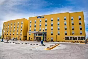 Hotel City Express By Marriott La Paz