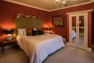 Отель Cockliffe House